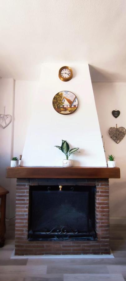 Apartamento Solano - Virgen De La Vega - Alcala Ideal Montana Y Relax 特鲁埃尔 外观 照片